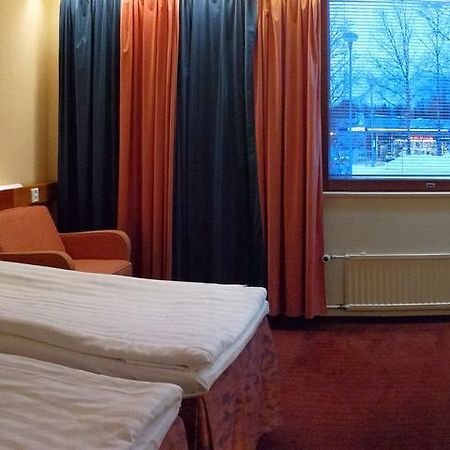 Hotel Jaemsae מראה חיצוני תמונה